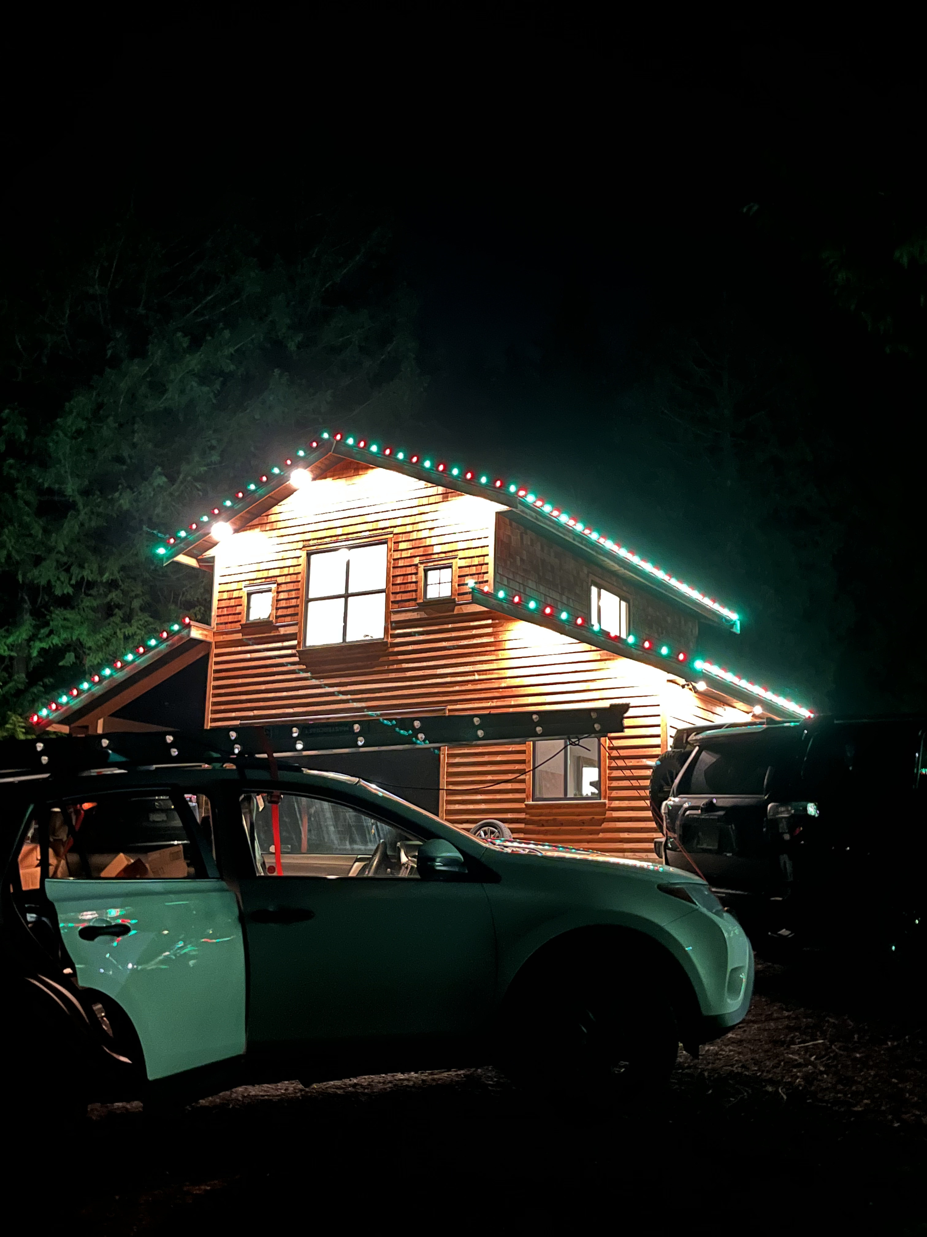 Green red Christmas lights installation Sunshine Coast BC